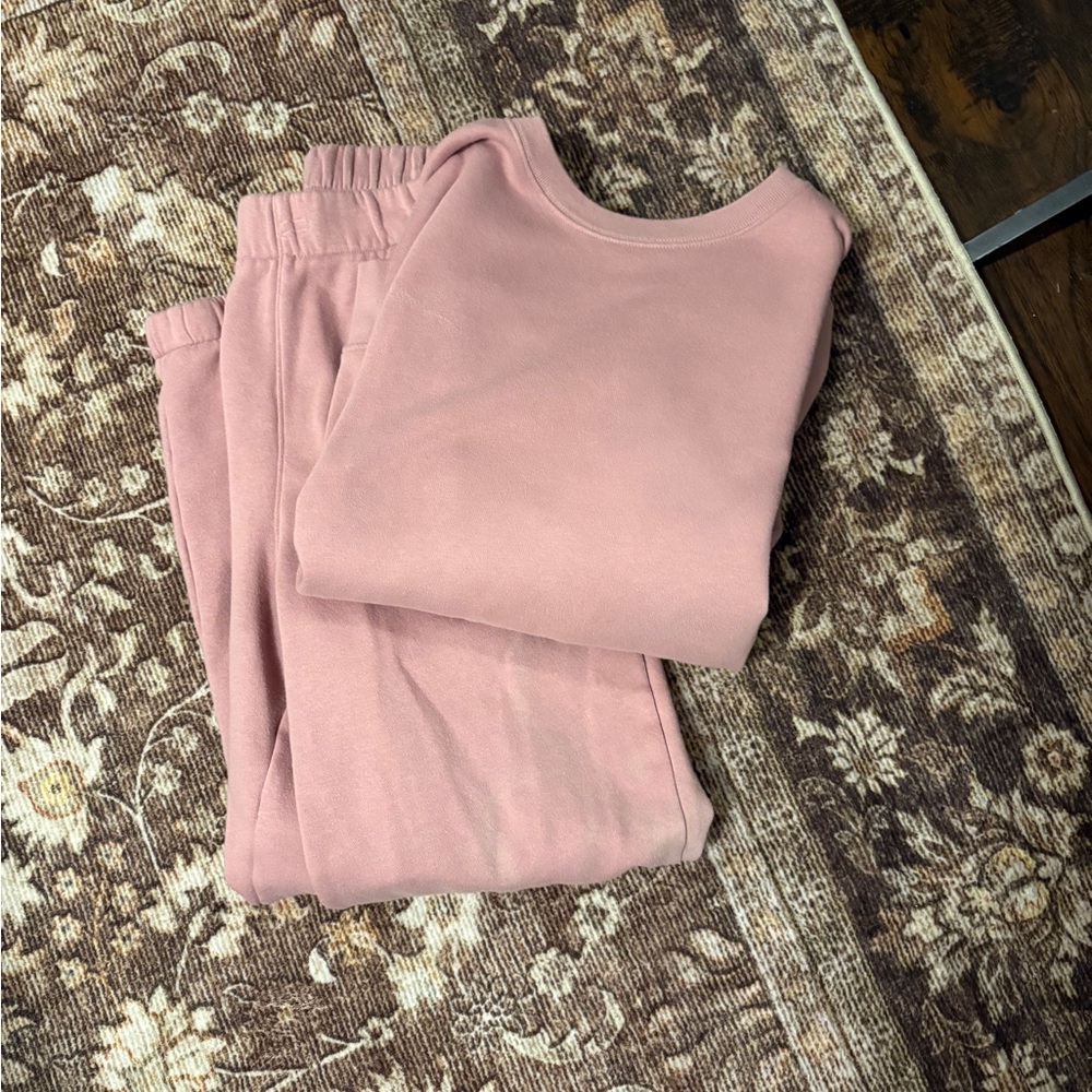 Pink Gap Lounge Set - Picture 1 of 4